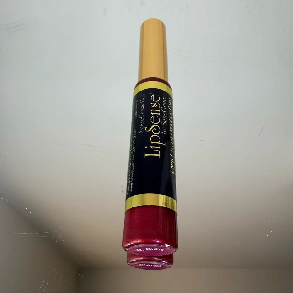 B. Ruby Senegence Lipsense Long Lasting Liquid Lipstick 0.25 oz SEELED
